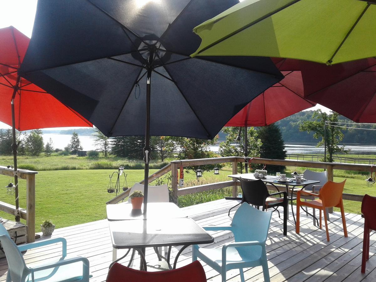 L'Ancrage B&B And Cottages Saint Louis de Kent Esterno foto